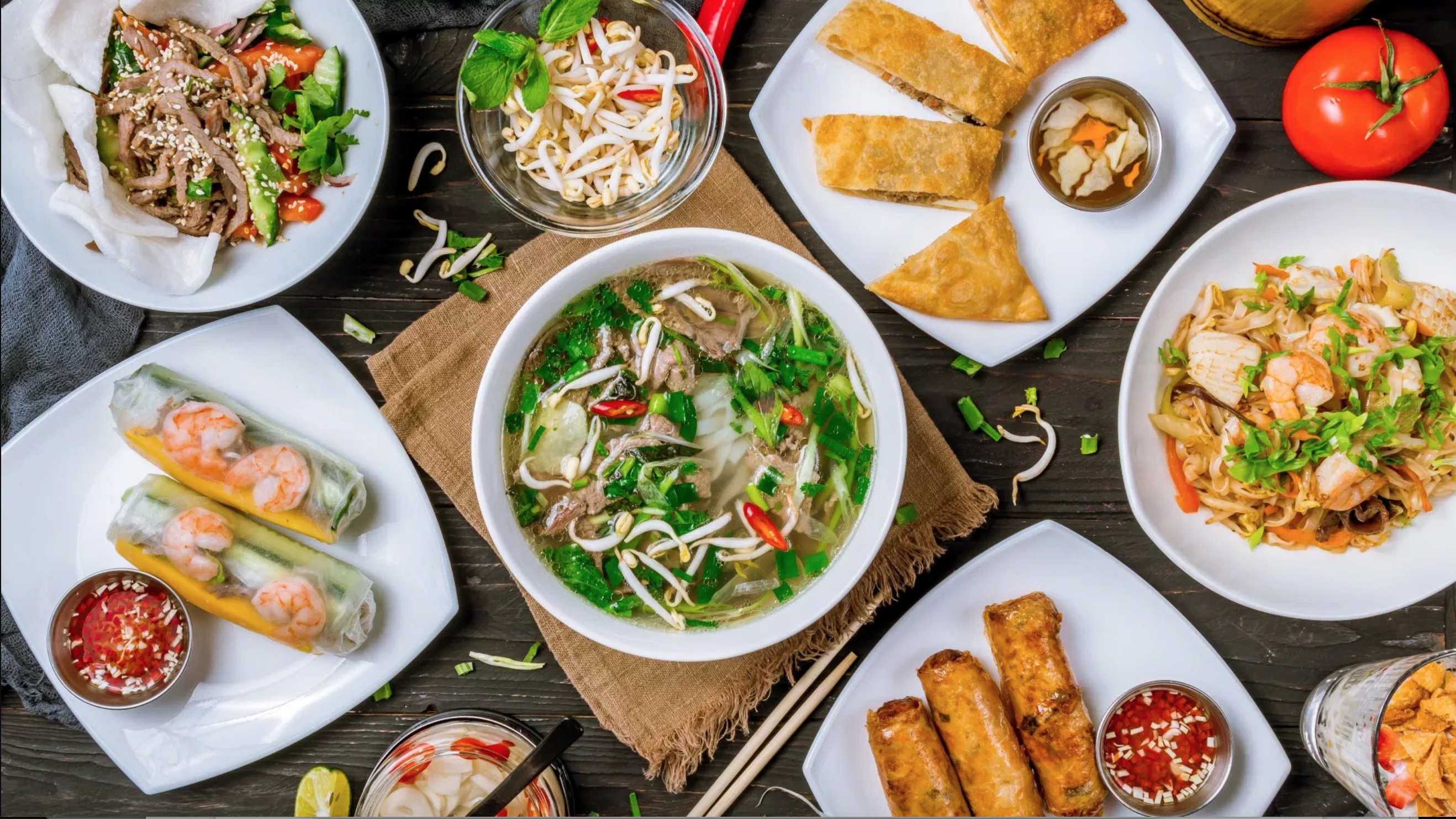 Top 9 tasty street foods in Hanoi