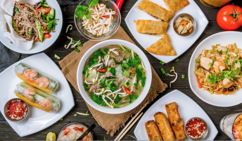 Top 9 tasty street foods in Hanoi