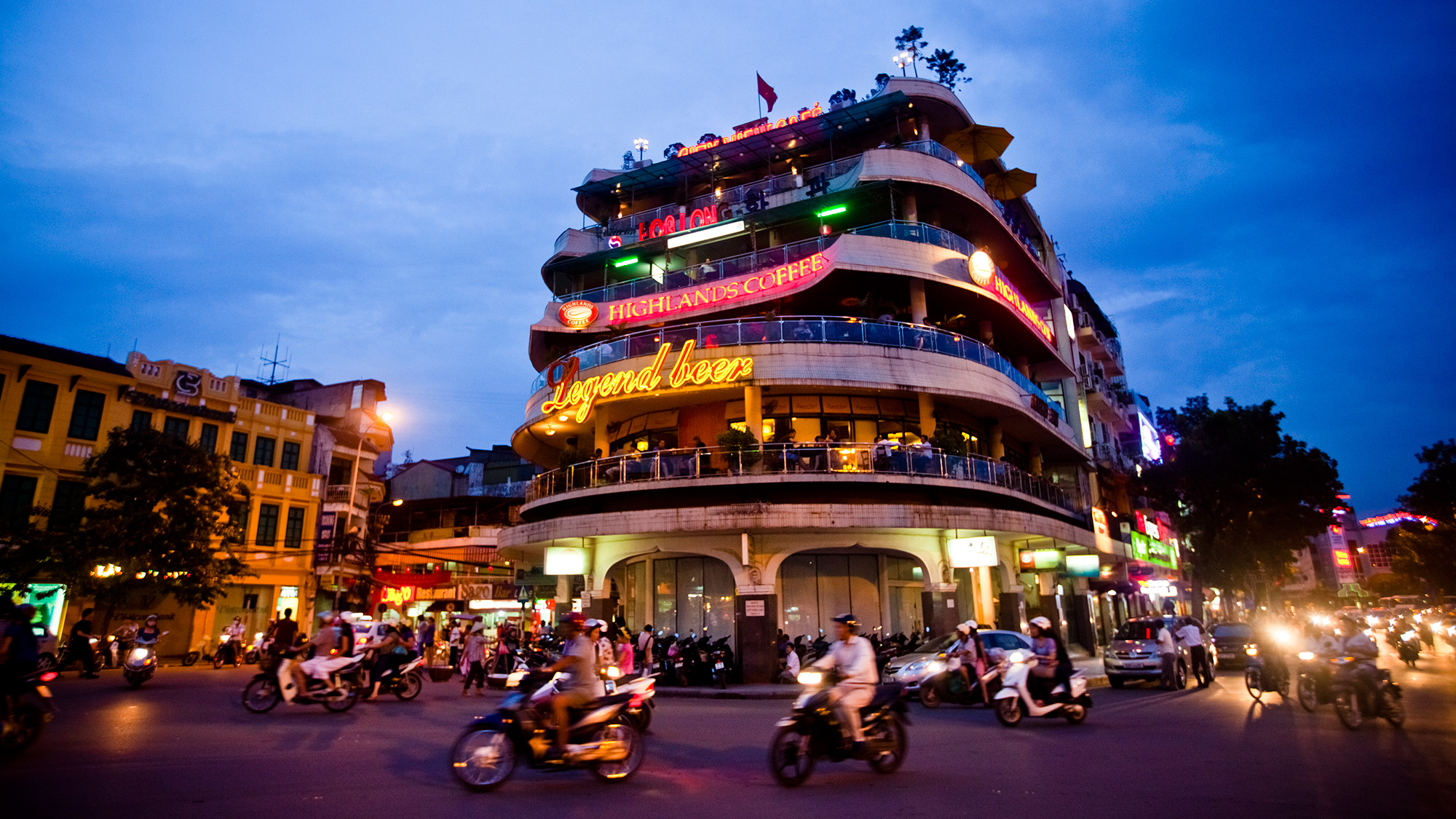 Top 10 authentic things to do in Hanoi – Discover the real Hanoi!